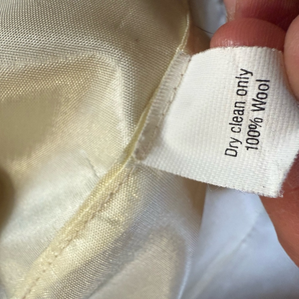 Double D Ranch US flag white vest size medium one button is missing - Picture 10 of 10